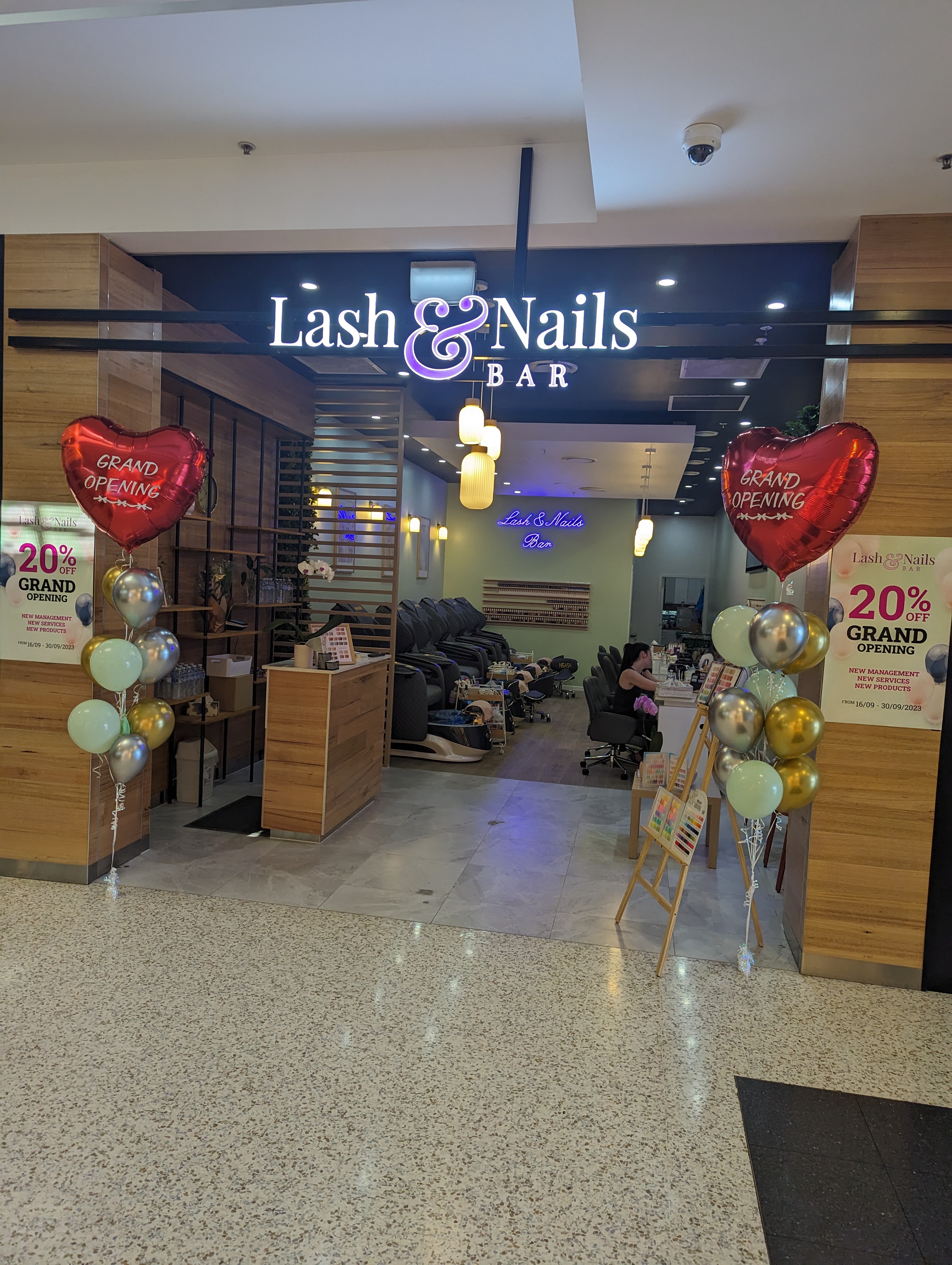lash & nails image